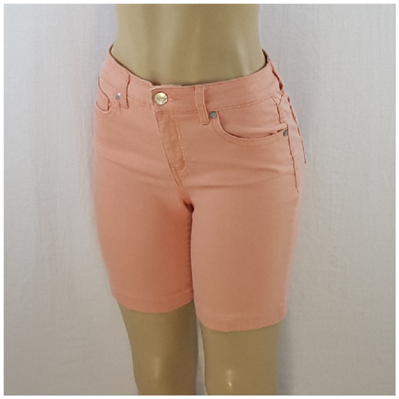 CODE BLUE, GWEN, Bermuda Shorts, size 8 /28 - Picture 2 of 8